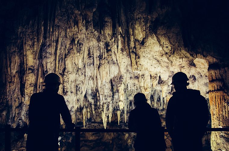 baraceve spilje plitvicka jezera rastoke velebit